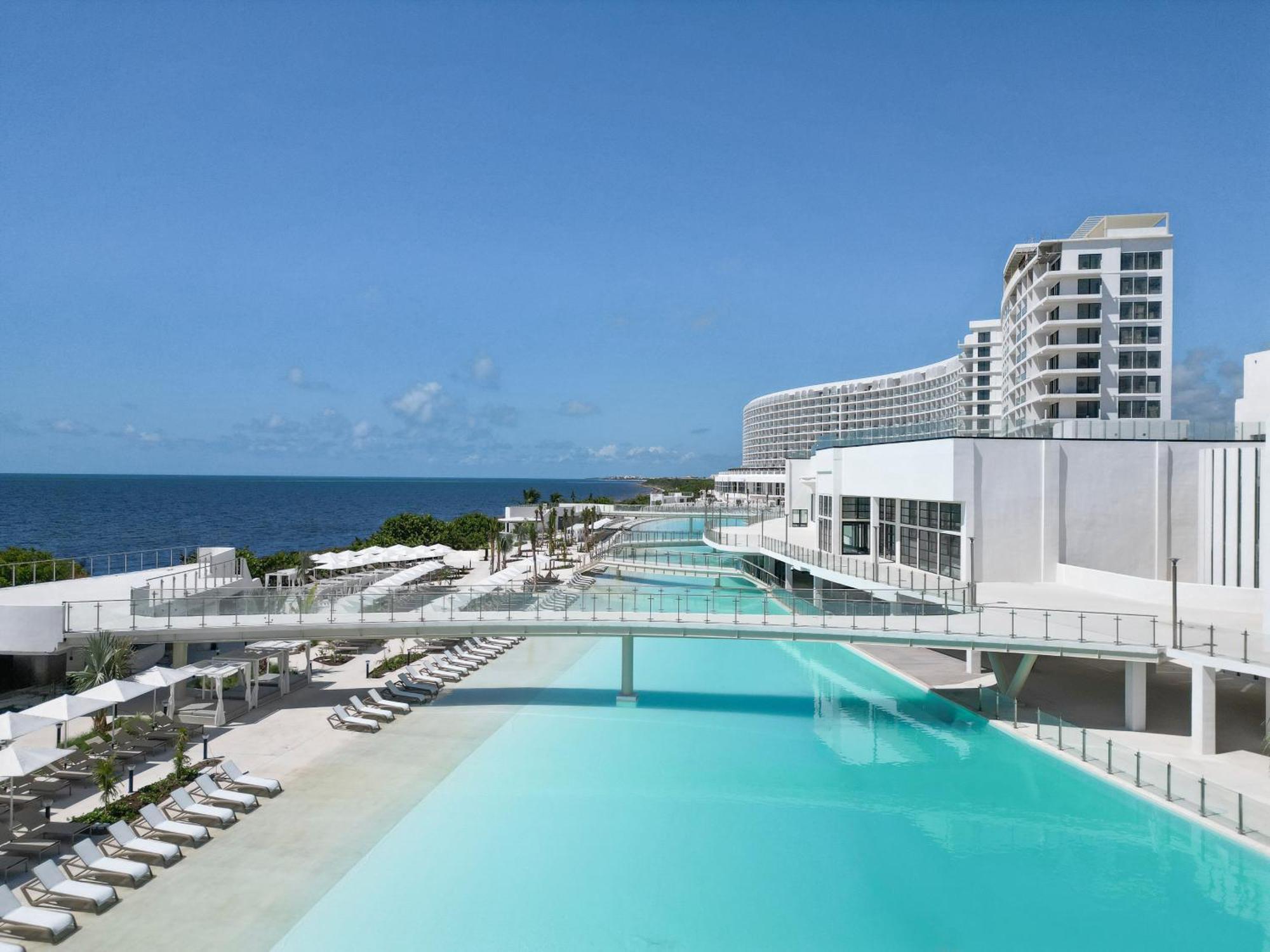Ava Resort Cancun Exterior photo